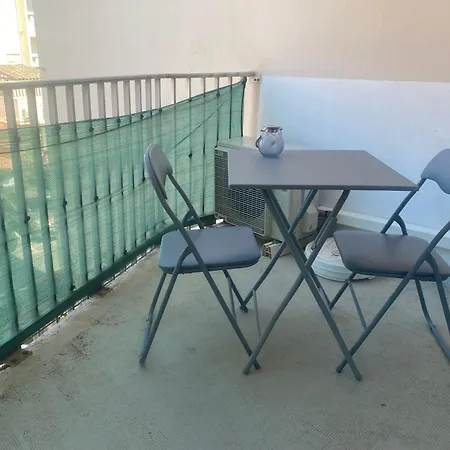 Cap D'agde Centre Port Apartment *